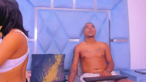 Snapshot of daylesandharry chatting on 10/19/25, 12:39 daylesandharry online show from 10/19/25, 12:39