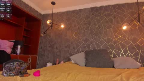 DAYRA ANGELS online show from 10/27/25, 06:12