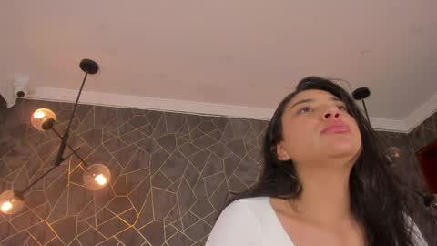 Snapshot of dayra_angels chatting on 04/25/26, 05:43 DAYRA ANGELS online show from 04/25/26, 05:43