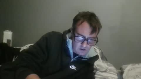 Snapshot of dazzill chatting on 09/24/25, 08:45 Dazzill online show from 09/24/25, 08:45