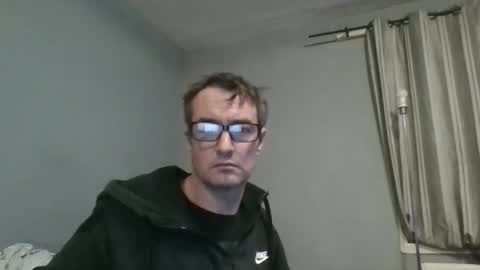 Snapshot of dazzill chatting on 01/16/26, 05:28 Dazzill online show from 01/16/26, 05:28