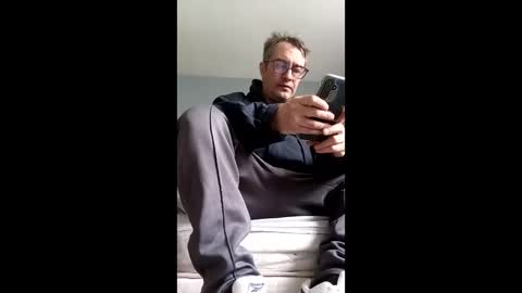 Snapshot of dazzill chatting on 03/15/26, 01:28 Dazzill online show from 03/15/26, 01:28