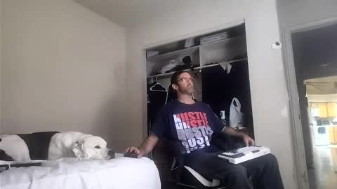 dbfroge online show from 10/28/25, 09:57