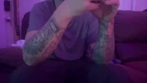 dcwells1992 online show from 10/28/25, 10:08