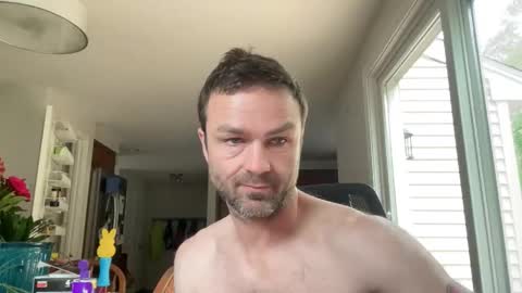 Snapshot of dd84love chatting on 05/20/26, 02:45 Daniel online show from 05/20/26, 02:45