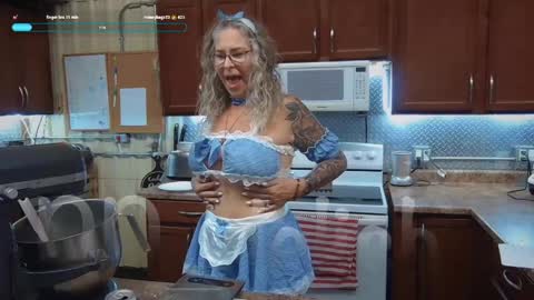 dd_delish online show from 04/15/26, 08:09