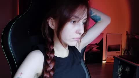 Snapshot of dead_girll chatting on 06/07/26, 11:41 freak online show from 06/07/26, 11:41