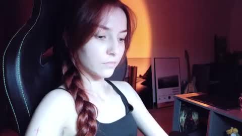 Snapshot of dead_girll chatting on 07/11/26, 09:38 freak online show from 07/11/26, 09:38