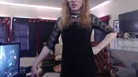 Sophie Warren online show from 02/10/26, 07:29