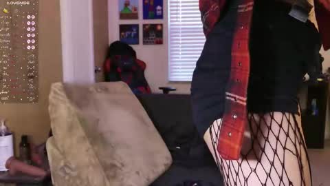 Rat online show from 12/17/25, 05:41