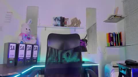 deamon_devil online show from 01/16/26, 06:23