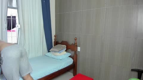 Dean online show from 12/19/24, 08:23