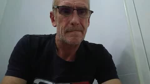 deanofflove2210 online show from 06/25/26, 06:12