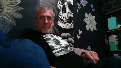 deanofflove2210 online show from 07/10/26, 07:34