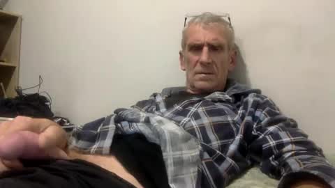 deanofflove221000 online show from 04/06/26, 06:42