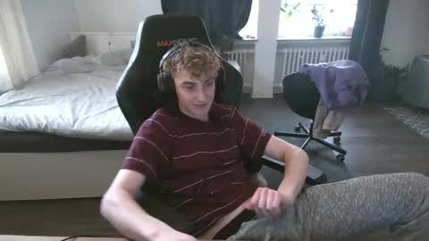 Dean online show from 12/03/25, 01:53