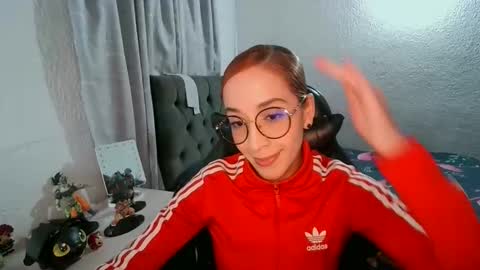 Snapshot of dear_juliet chatting on 10/21/25, 11:05 Juliet online show from 10/21/25, 11:05