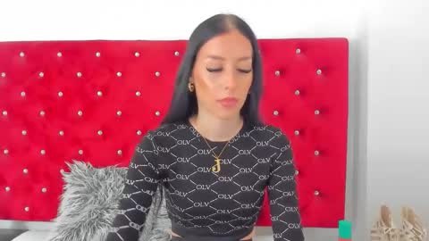 Jasmine online show from 09/19/25, 07:43