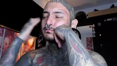 Snapshot of death_ink666 chatting on 12/26/24, 11:13 online show from 12/26/24, 11:13