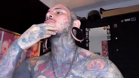Snapshot of death_ink666 chatting on 01/09/25, 11:34 online show from 01/09/25, 11:34