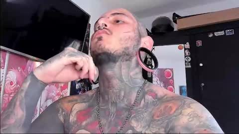 Snapshot of death_ink666 chatting on 01/11/25, 06:54 online show from 01/11/25, 06:54
