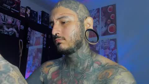 Snapshot of death_ink666 chatting on 10/11/25, 06:39 online show from 10/11/25, 06:39