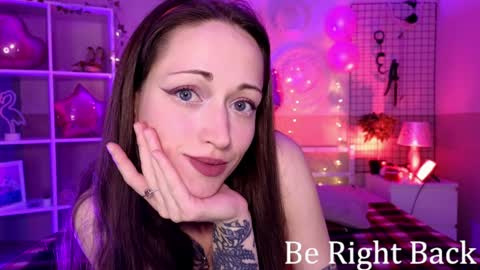 debbie_hanter online show from 12/05/24, 08:00