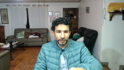Snapshot of debbie_n_paul chatting on 02/01/26, 05:28 Paul Fitz online show from 02/01/26, 05:28