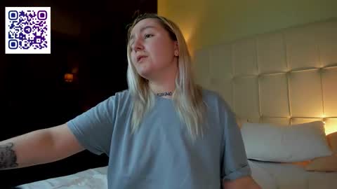 Debbie Mon Tue Fri Sun Sat GMT 3 1000am - 0400pm  online show from 10/06/25, 04:59