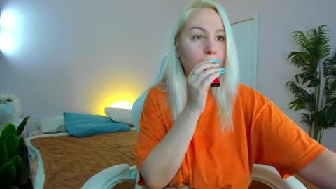 Debbie Mon Tue Fri Sun Sat GMT 3 1000am - 0400pm  online show from 02/24/26, 04:49