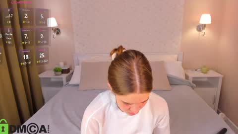 Jennifer online show from 04/01/26, 11:46