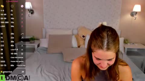 Snapshot of debbie_wools chatting on 05/16/26, 12:29 Jennifer online show from 05/16/26, 12:29