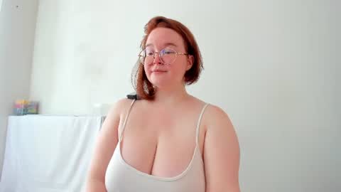 Snapshot of debbiewood chatting on 07/25/26, 05:16 DeboraDebbieDee online show from 07/25/26, 05:16