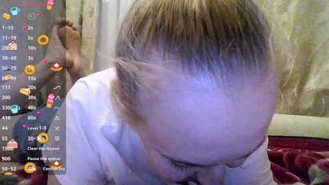 Snapshot of debora_lissa chatting on 12/19/24, 09:17 Debby online show from 12/19/24, 09:17