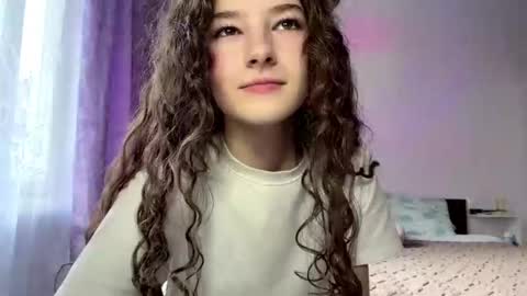 Sarah online show from 03/12/26, 01:39