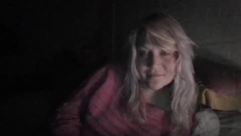 Snapshot of deborahill90 chatting on 05/18/26, 04:07 deborahill90 online show from 05/18/26, 04:07