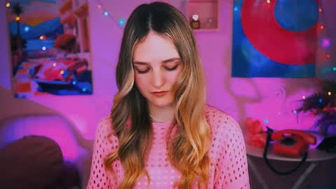 Snapshot of deboralarson chatting on 12/24/24, 10:33 Debora online show from 12/24/24, 10:33