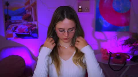 Snapshot of deboralarson chatting on 12/25/24, 10:06 Debora online show from 12/25/24, 10:06