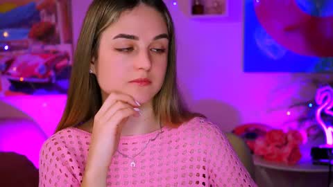 Snapshot of deboralarson chatting on 02/22/25, 05:02 Debora online show from 02/22/25, 05:02