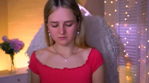 Snapshot of deboralarson chatting on 10/09/25, 03:48 Debora online show from 10/09/25, 03:48