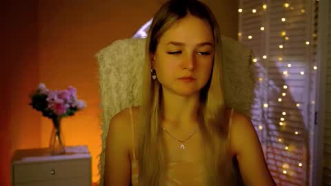 Debora online show from 11/25/25, 03:39