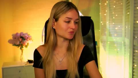 Debora online show from 04/10/26, 03:23