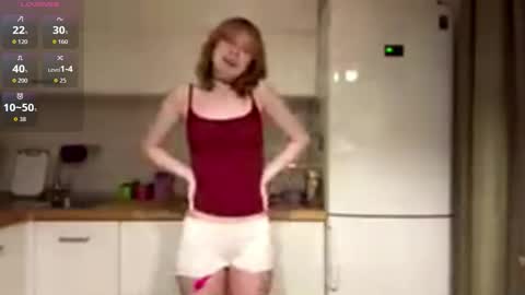 Hello My name is Sarah im new model here and little but shy. online show from 02/02/26, 04:38