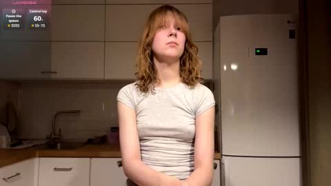 Hello My name is Sarah im new model here and little but shy. online show from 03/04/26, 04:13