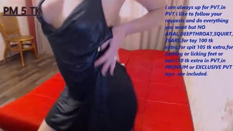 Snapshot of decentwhore chatting on 11/01/25, 06:59 Amy online show from 11/01/25, 06:59