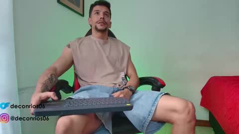 Santiago online show from 12/19/25, 10:06