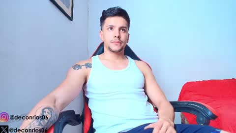 Snapshot of deconrios chatting on 06/28/26, 01:17 Santiago online show from 06/28/26, 01:17