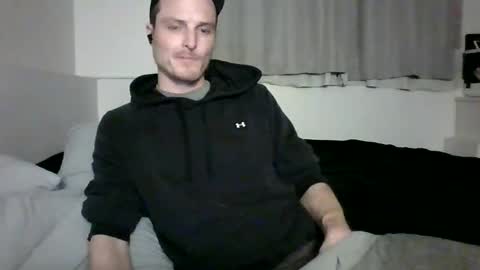 Dee4dayz online show from 04/29/26, 02:48