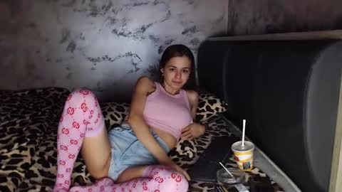    .dee dee 25   .dee dee 25 online show from 12/05/24, 03:37