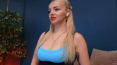 DeeaVIP online show from 04/11/26, 05:45